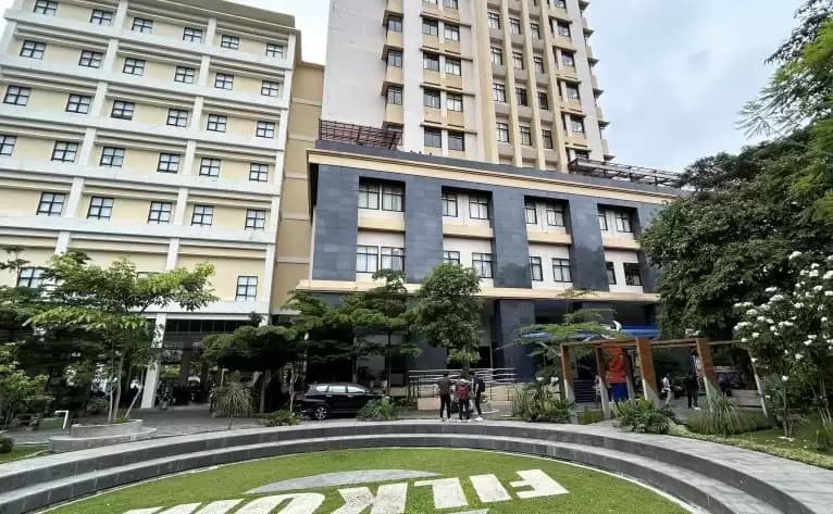 Wanita yang Bunuh Diri dari Gedung Filkom Mantan Mahasiswa Universitas Brawijaya