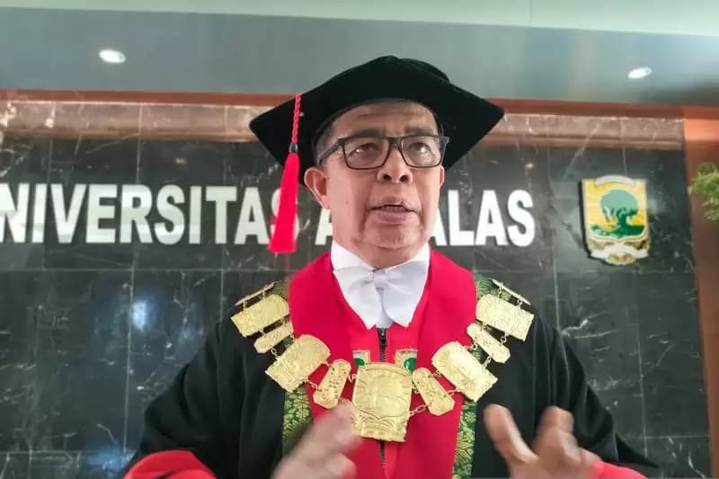 MKMK Tegaskan Anwar Usman Tak Bisa Adili Sengketa Pemilu