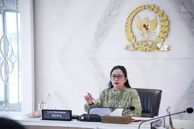 Puan Maharani Pastikan PDIP Tetap Bersama Joko Widodo
