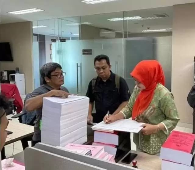 Pingpong Berkas Perkara Bekas Ketua KPK Firli Bahuri
