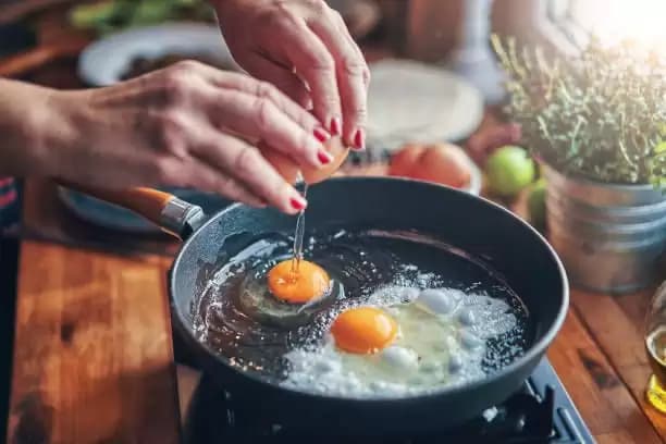 Bisakah Makan Telur Saat Kolesterol Sedang Tinggi?