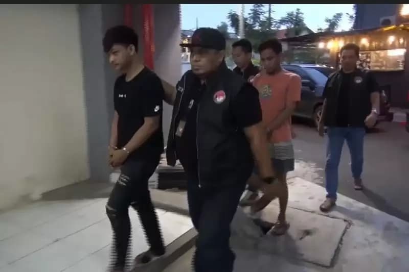 Polisi Tangkap Pemasok Narkoba ke Aktor Ibra Azhari
