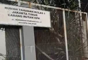 Komisi III ke Dewas KPK: Orang Lain Pungli Dipermalukan Pakai Rompi hingga Dipenjarakan, Masa Pegawainya hanya Minta Maaf!