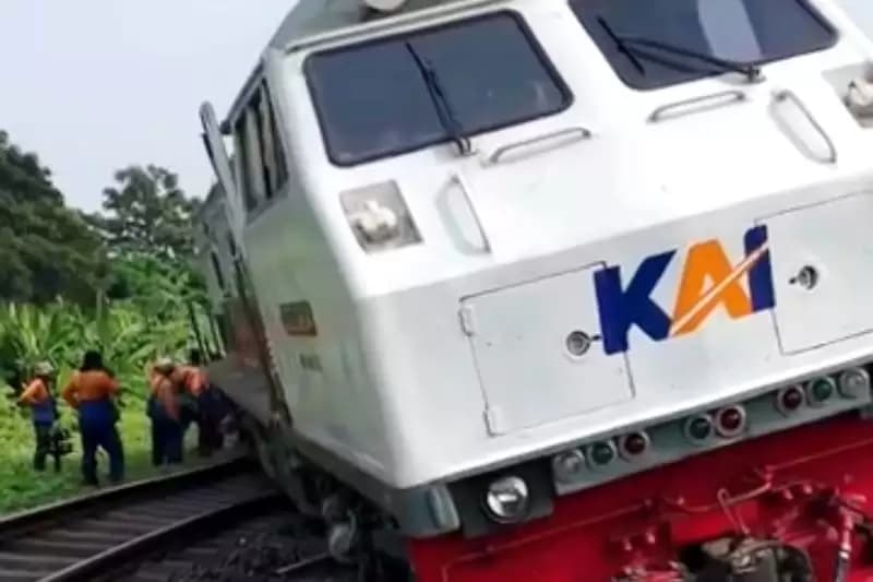 KA Pandalungan Anjlok di Emplasemen Stasiun Tanggulangin Sidoarjo
