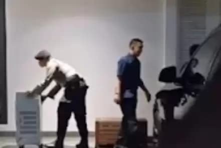 Acak-acak Kediaman Bos 'Celana Dalam', KPK Temukan...