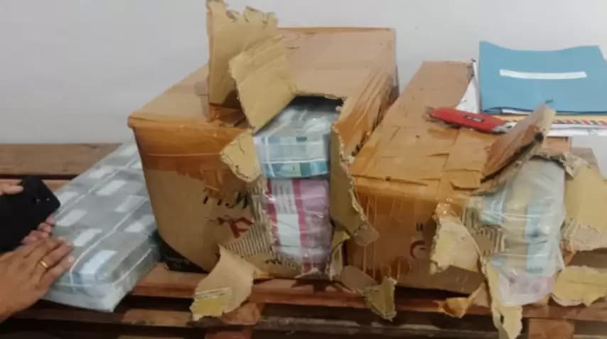 Uang miliaran rupiah dalam kardus yang disita Kejaksaan Agung diduga terkait dengan kasus dugaan korupsi komoditas timah (Foto: MI/Dok Kejagung)