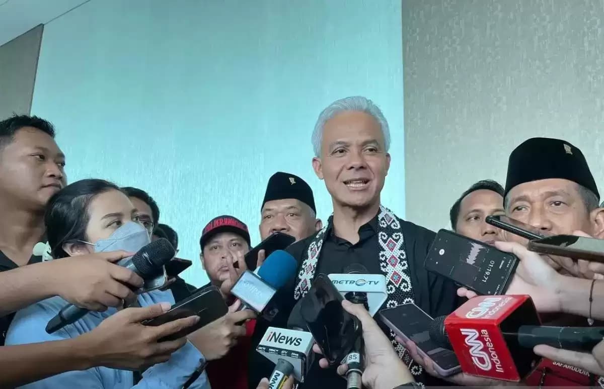 Ponsel Aiman Witjaksono Disita Polisi, Ganjar: Kami Akan Bela!