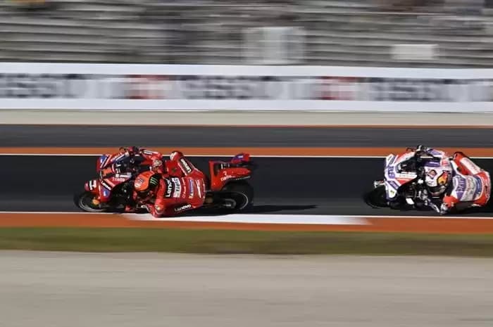 Kualifikasi MotoGP Valencia 2023: Martin Nyaris Tabrak Marquez, Bagnaia Kedua