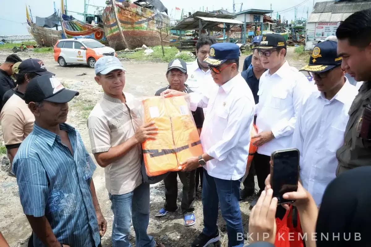 Menhub Konsolidasikan Perbaikan Pelabuhan Perikanan Nasional di Lamongan dengan Stakeholder