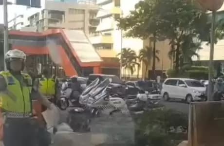 Viral Anggota Polantas Hentikan Pengawal Ambulans, Begini Respons Polda