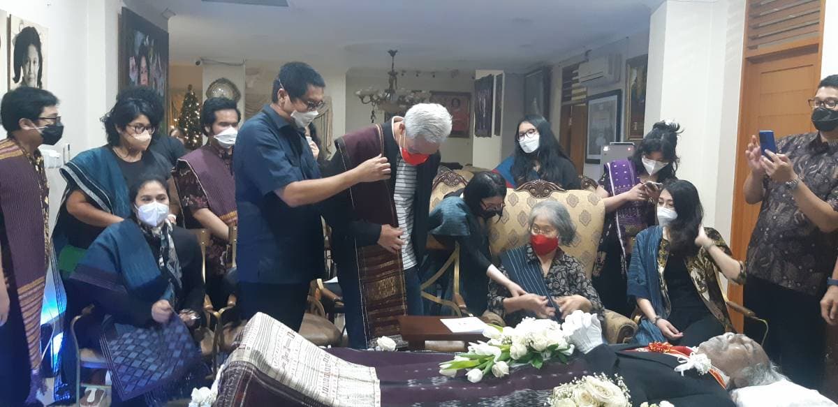 Pesan Alamarhum Sabam Sirait yang Membuat Hati Ganjar Bergetar
