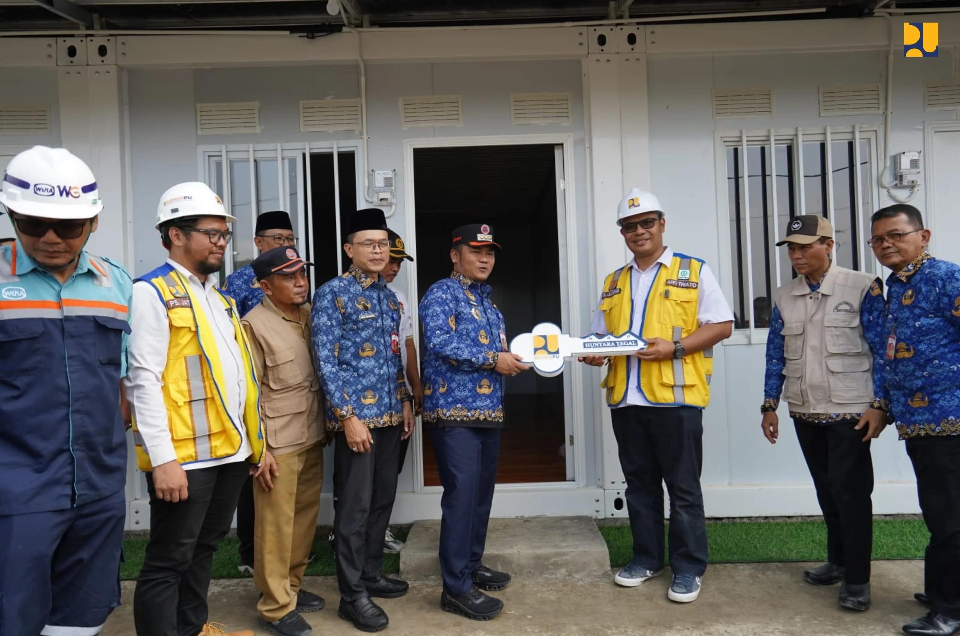 Kementerian PU Percepat Penyediaan Huntara, 103 KK Terdampak Bencana Tanah Gerak di Tegal Mulai Menempati Huntara