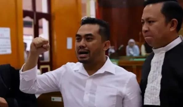 Kontroversi Brownies Jaksa: Bantah Intimidasi, Publik Tak Percaya