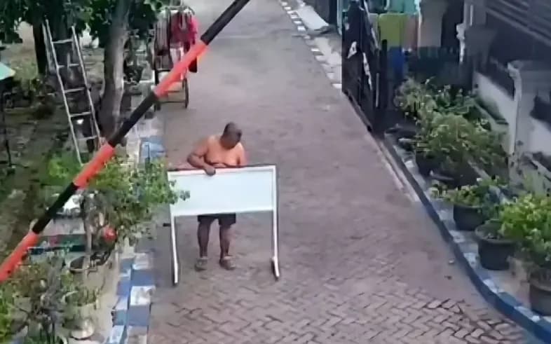 Dijuluki ‘Selat Hormuz Sidoarjo’, Begini Kronologi Penutupan Jalan yang Viral