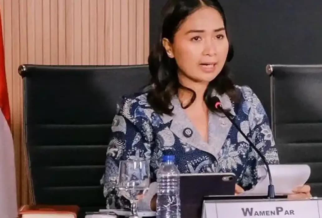Kemenpar akan Koordinasi dengan Kemenlu soal Travel Warning Korsel untuk Bali