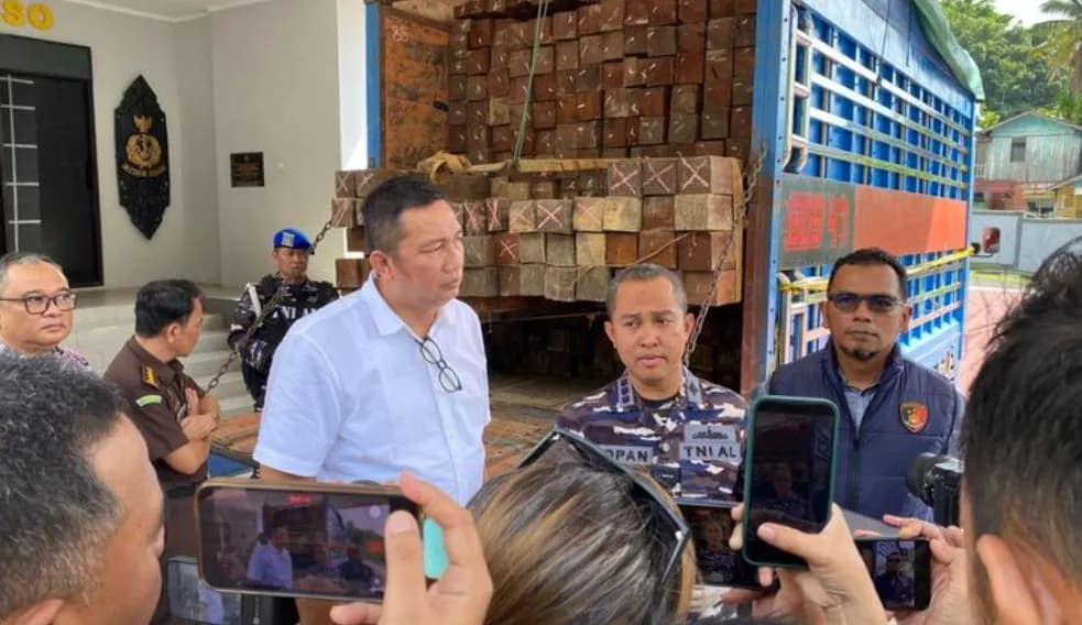 Sindikat Kayu Ilegal Antar Pulau Dibongkar di Balikpapan oleh Tim Gabungan