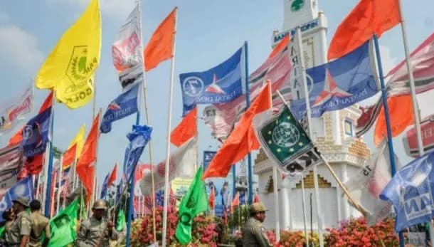 KPK Vs Parpol Memanas, Perebutan Kursi Ketum Dimulai