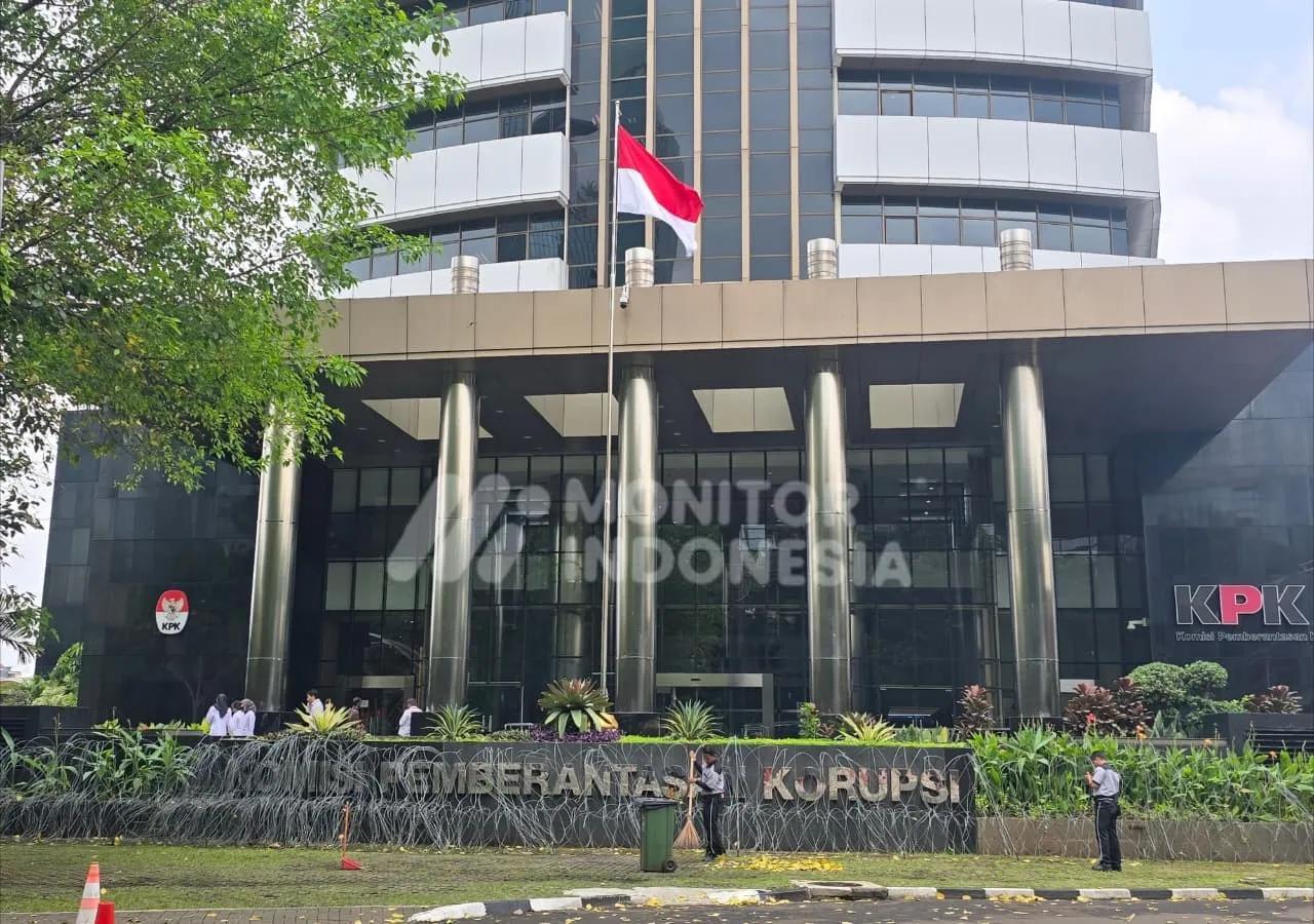 Kepala Kantor PT Semen Padang Riau Johan Jayadi Dipanggil KPK, Usut Korupsi Flyover Riau