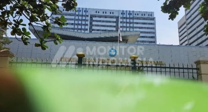 Carut-Marut Dana Revitalisasi Sekolah, Pajak hingga Pengawasan Diduga Semrawut