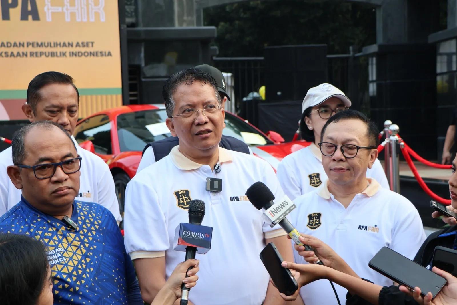 Kepala Badan Pemulihan Aset (BPA) Kejaksaan RI Kuntadi (tengah) (Foto: Dok MI)