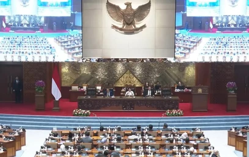 Puan Maharani Soroti Kenaikan BBM dan Tekanan Global Saat Buka Masa Sidang DPR