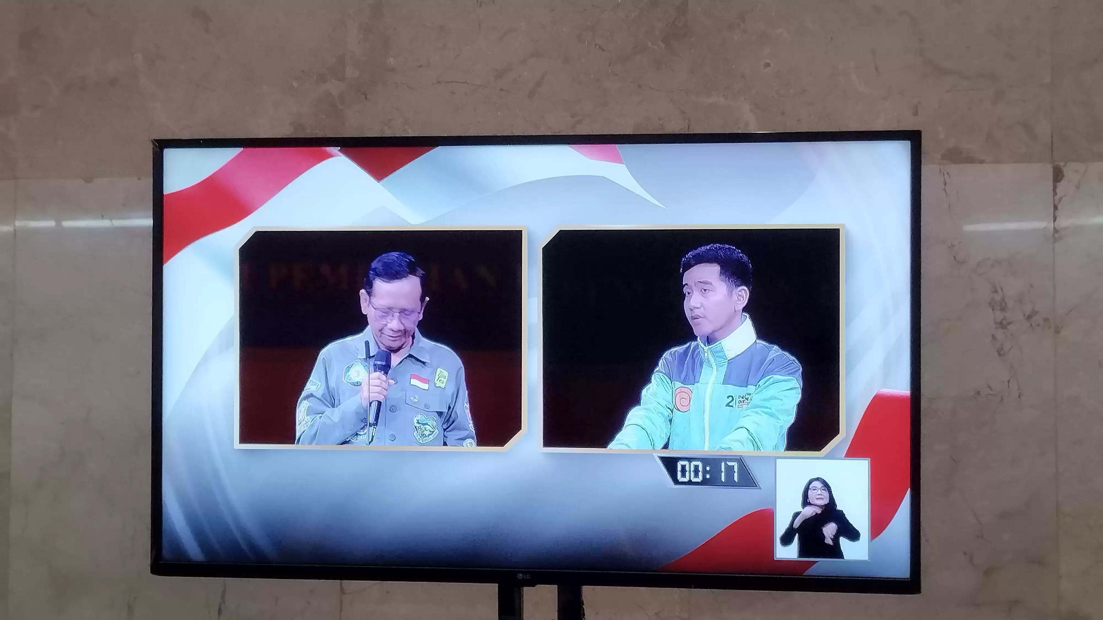 Mahfud Sebut Tak Akan Beri Pertanyaan Menjebak dan Receh, Gibran: Prof Ngambek Ya