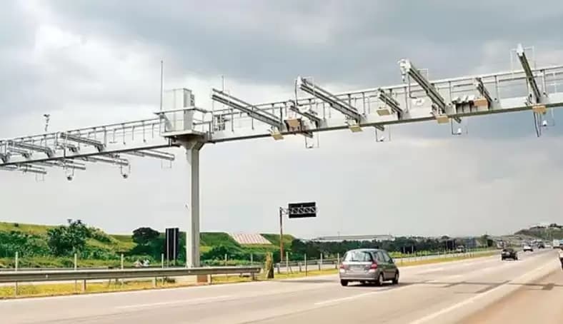 Sistem Bayar Tol Nirsentuh Masih Pakai Gerbang, Ini Penjelasan Vendor