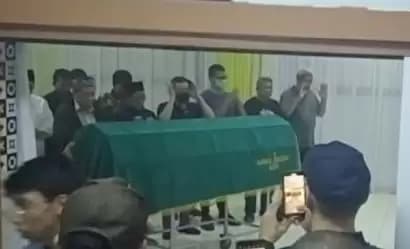 Rizal Ramli Dimakamkan di TPU Jeruk Purut Cilandak Jaksel