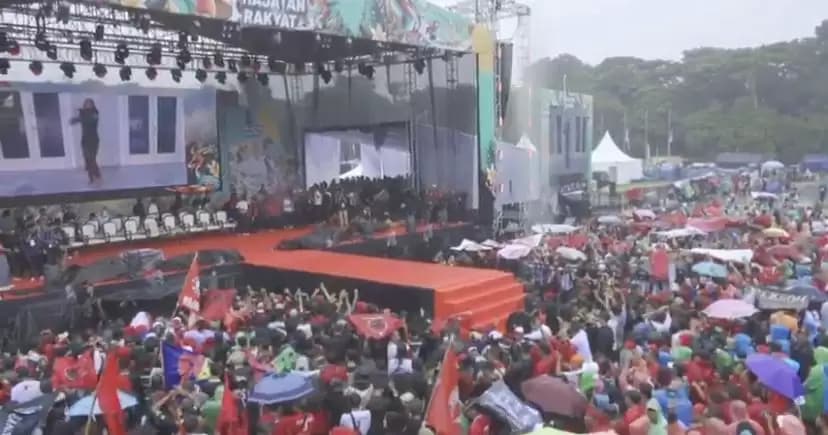 Puluhan Ribu Warga Menyemut di Lapangan Tegalega, Hadiri Kampanye Terbuka Ganjar-Mahfud