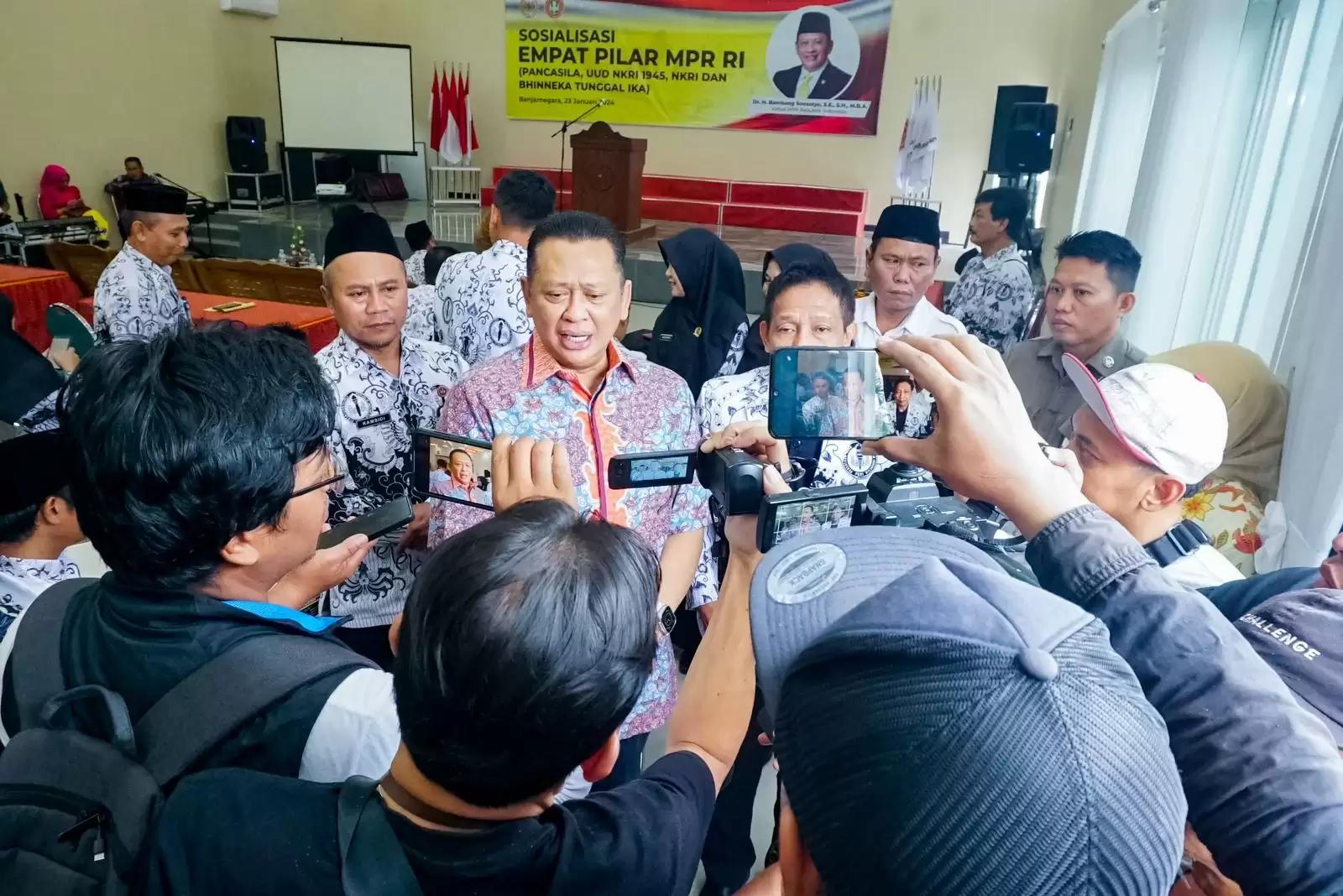 Bamsoet: Pemerintah Harus Ambil Tindakan Tegas Terkait Kelangkaan dan Mahalnya Pupuk Subsidi