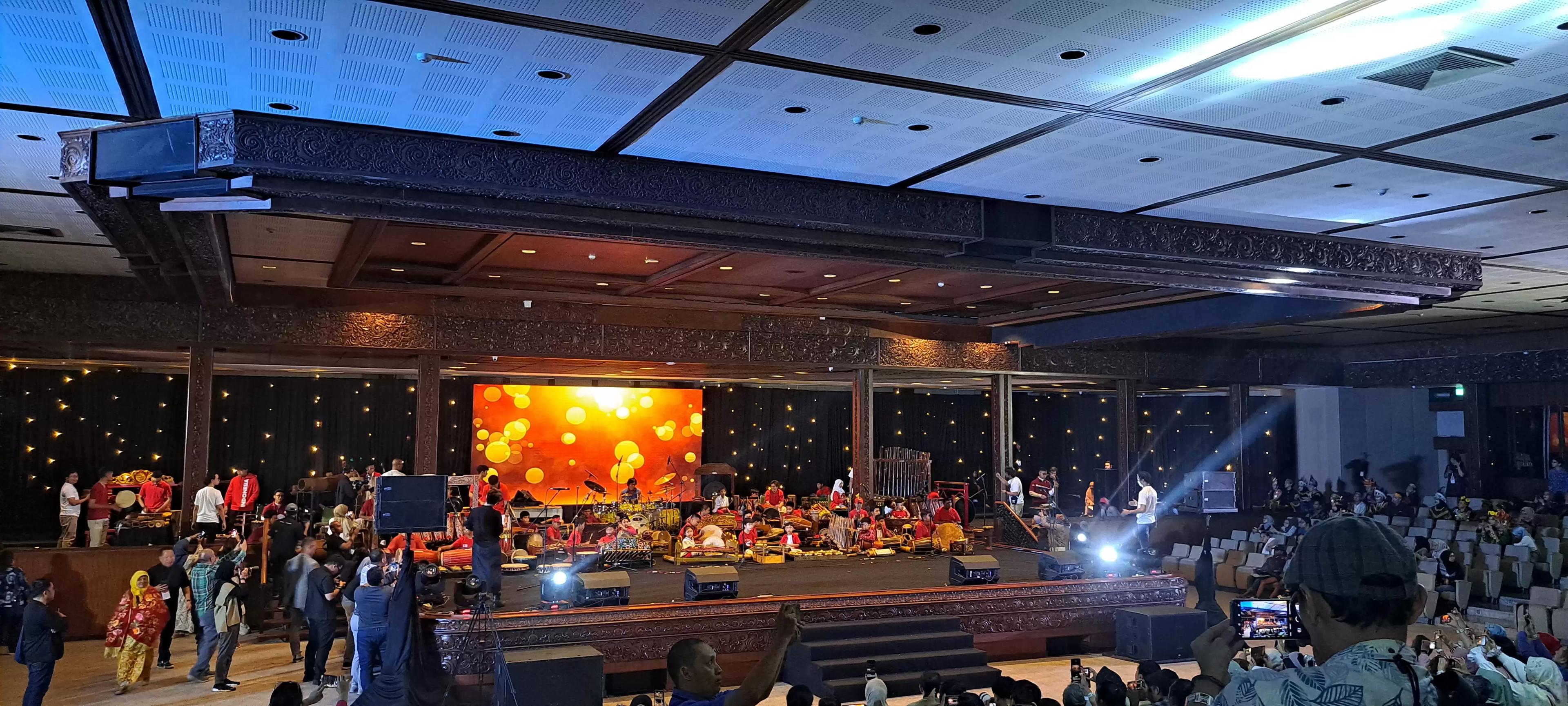 Denny JA: Orkestra Perkusi Gilang Ramadhan Layak Dibawa Keliling Dunia