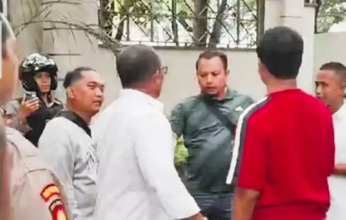 Boss Yudi Dikeroyok OTK di Area Stadion Madya, Senayan Jakarta