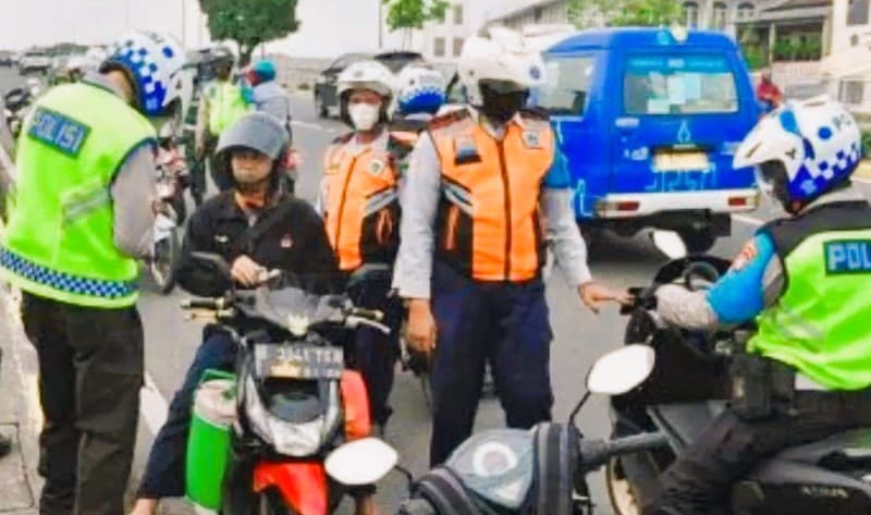 Dishub DKI Tindak 623 Kendaraan Bermotor yang Melawan Arah