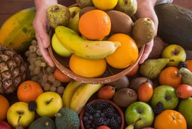 Berikut Jenis Buah yang Bisa Bantu Mencerahkan Kulit