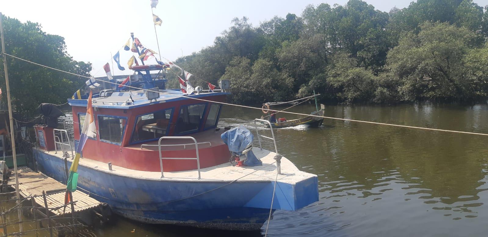 Kapal Pemadam DKI Jakarta
