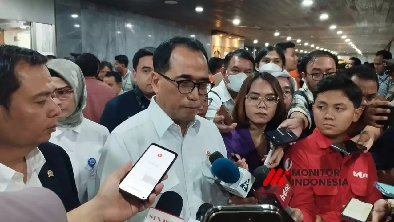 Kereta Terkapar di Cicalengka, Menhub Budi Karya: Mungkin Langgar SOP