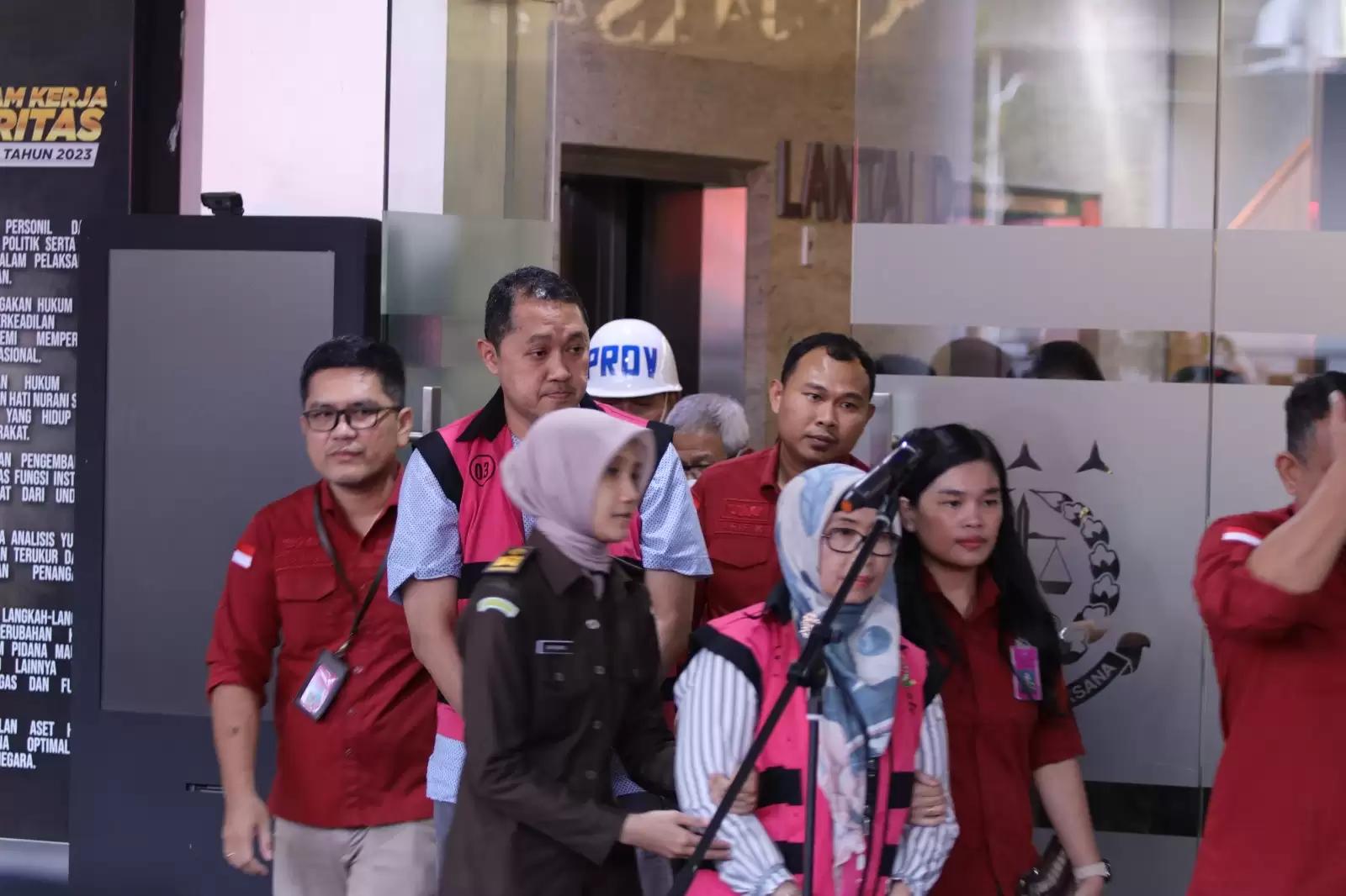 Kejagung menetapkan enam orang eks GM UBPPLM PT Antam sebagai tersangka. Mereka diduga korupsi tata kelola komoditi 109 ton emas (Foto: Dok MI)