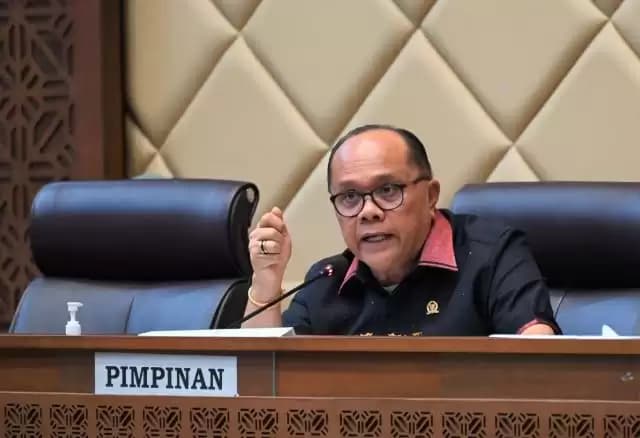 Komisi II Minta Kemenpan RB Berhenti Bicara Reformasi