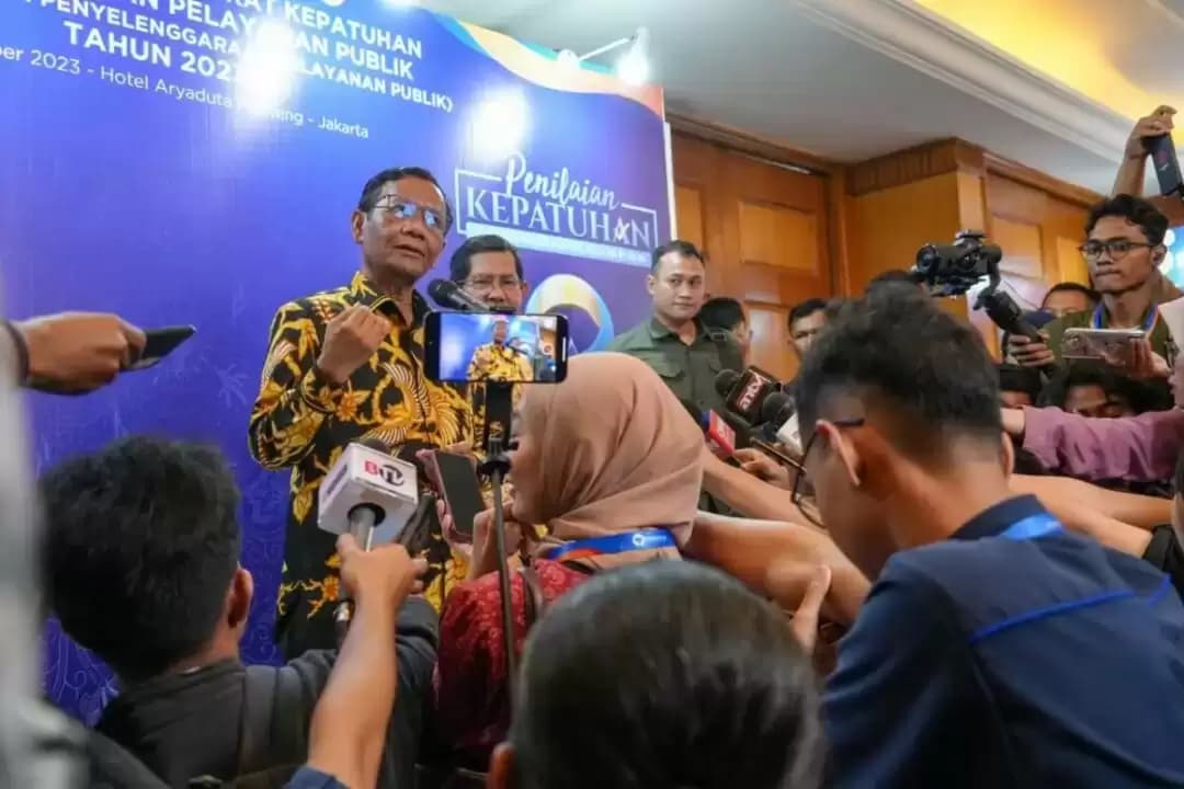 Menggenalisir Kaum Perempuan, Mahfud MD Dilaporkan ke Bawaslu