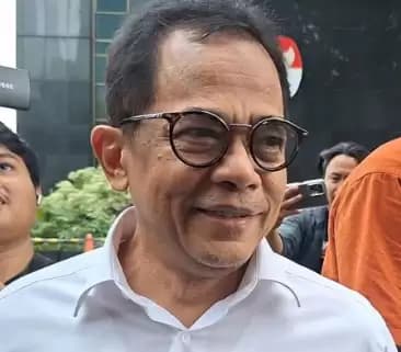 Enam Jam Diperiksa KPK, Sekjen DPR Indra Iskandar Pelit Bicara