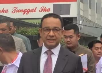 Anies Sebelum Masuk MK: Ini Bukan Sekadar Sensasi, Lebih Penting Substansi