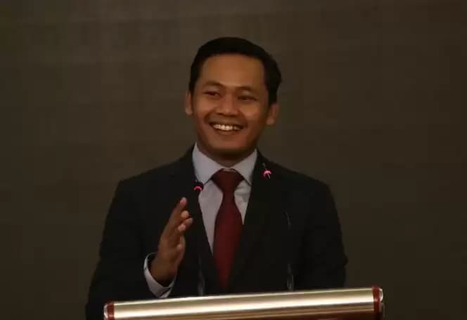 Nistra Yohan Perantara Saweran Uang Korupsi BTS ke Komisi I DPR Tak Kunjung Ditangkap, FITRA: Nuansa Politis Makin Kuat!