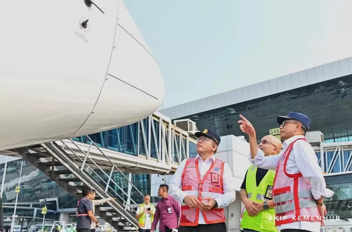 Jumlah Penumpang Pesawat Naik, Menhub Sebut Sektor Aviasi Mulai Membaik
