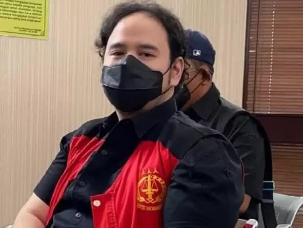 Pengusaha Dito Mahendra Didakwa atas Kepemilikan 9 Senpi Ilegal