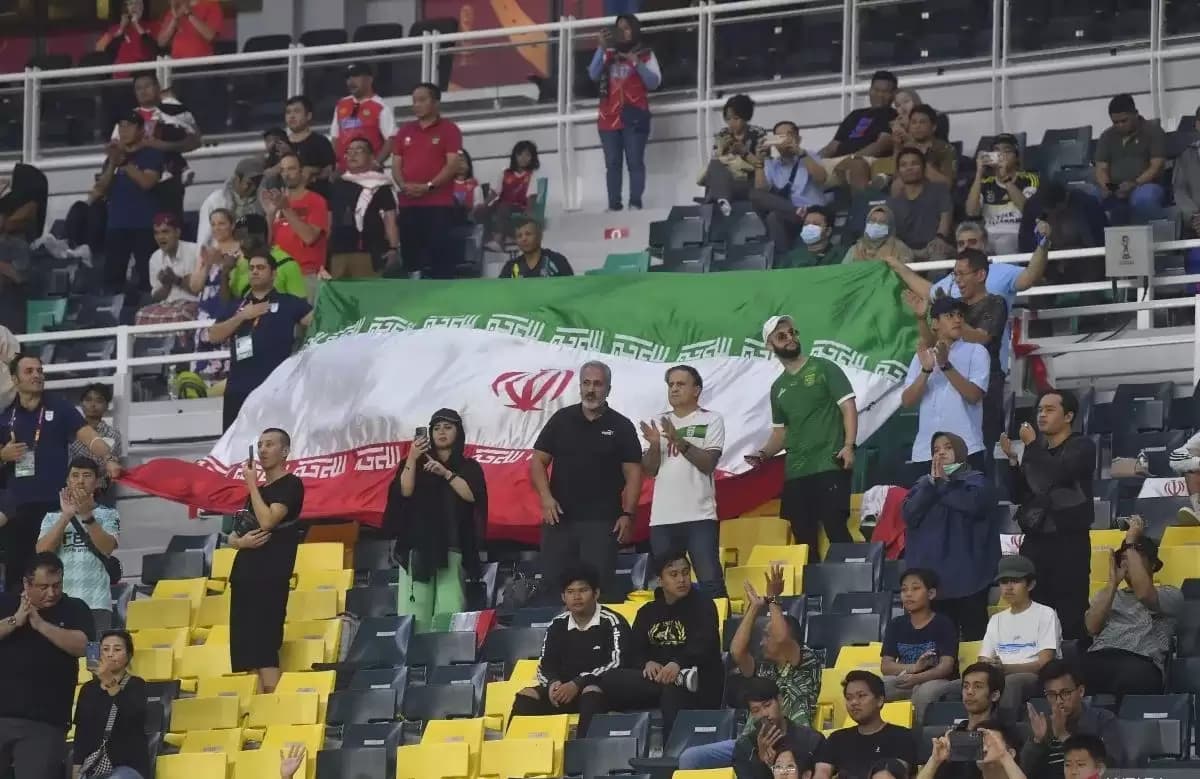 Iran Pastikan Diri Lolos ke 16 Besar Setelah Kalahkan Hong Kong 1-0