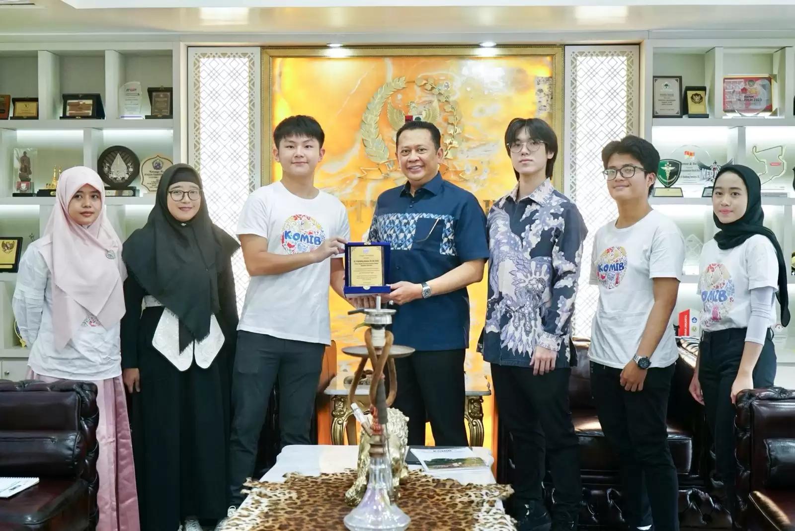 Ketua MPR RI Bamsoet Apresiasi Inovasi Mesin Pemilah Sampah