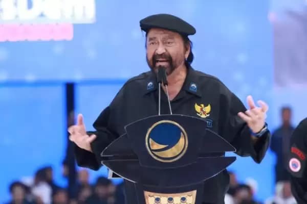 Surya Paloh: Pemakzulan Presiden Jokowi Belum Saatnya Dilakukan
