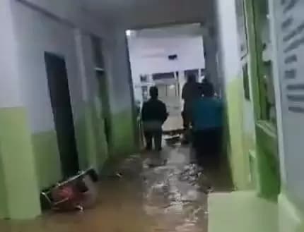 Banjir Bandang Rendam Pemukiman hingga Rumah Sakit di Kendari
