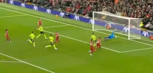 Pertarungan Sengit! Liverpool vs Arsenal Berakhir Imbang