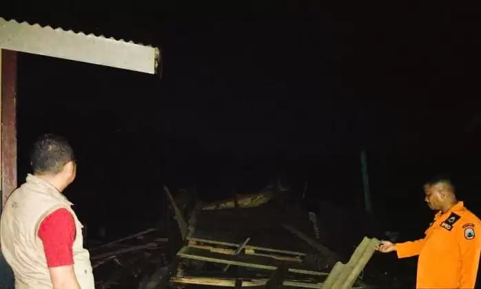 69 Rumah Rusak Akibat Angin Kencang di Lampung Selatan